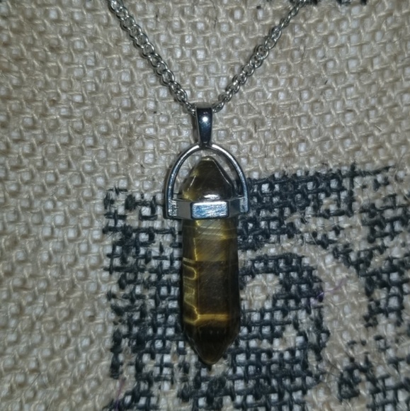 Chakra Healing Pendant Cat's Eye Quartz Necklace - Picture 5 of 6